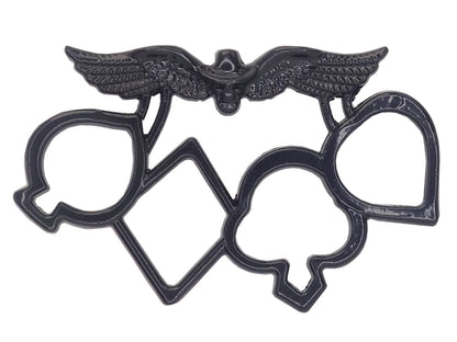 Schwarzer Schlagring Ace Totenkopf Flügel