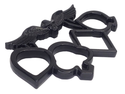 Schwarzer Schlagring Ace Totenkopf Flügel